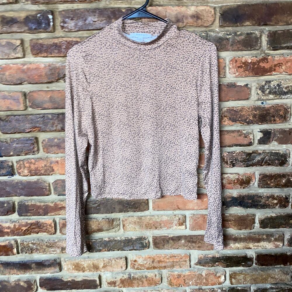 Gaze Tan Cheetah Leopard Animal Print Long Sleeve Mock Neck Crop Top Size Medium